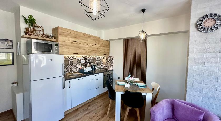 JOY APARTMENT BURGAS CENTER PRIVATE PARKING - main image