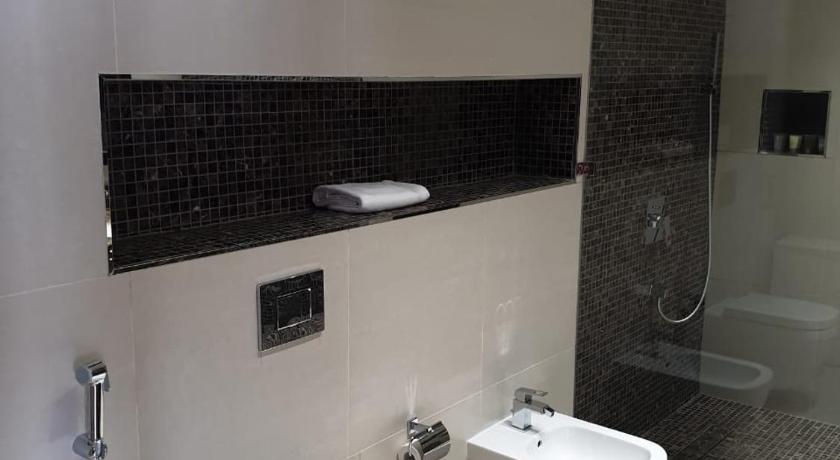 Image of Suite 13