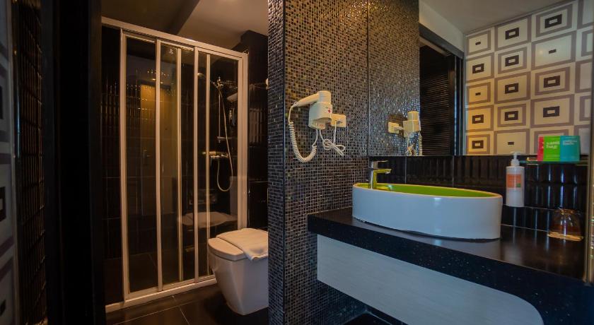 Image of Superior King Room 6