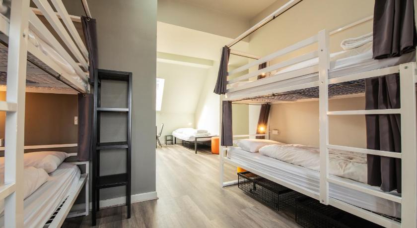 Image of Bed in 6-Bed Mixed Dormitory 1