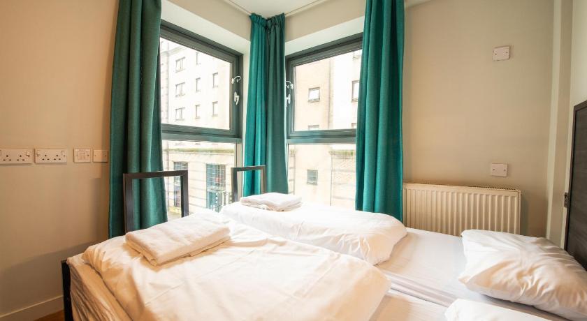 Image of Quadruple Room 1