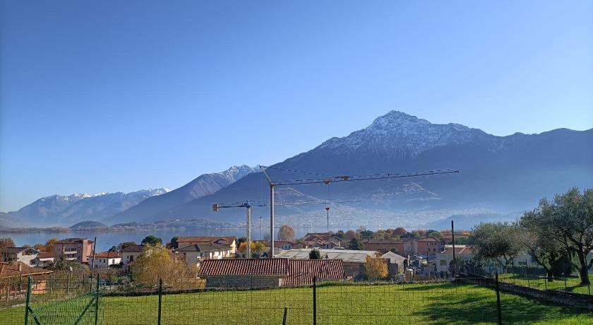 Apartment with garden, lake view and parking - Larihome A15