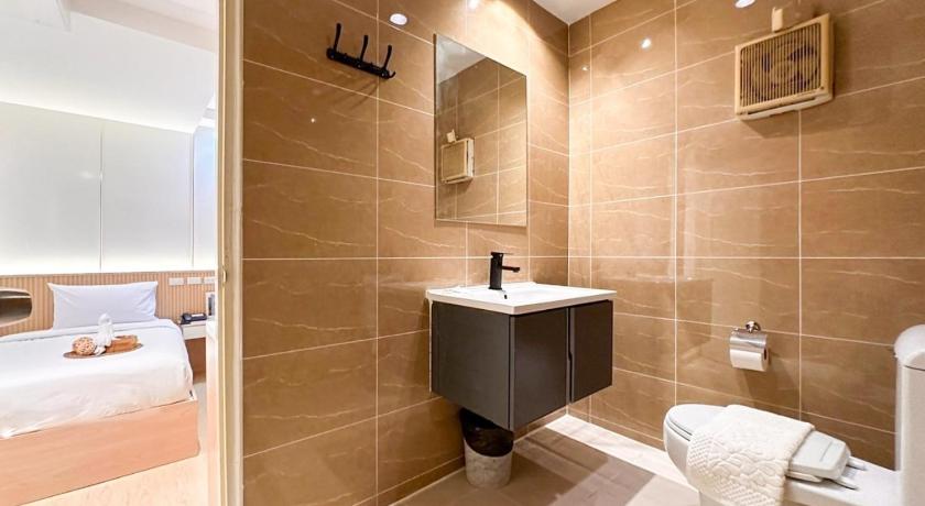 Thrive Hotel - image 7