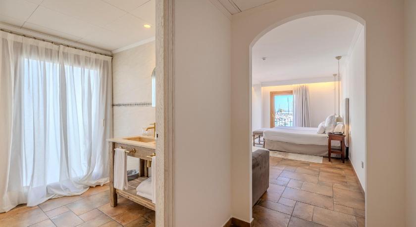 Image of Junior Suite Supreme 7
