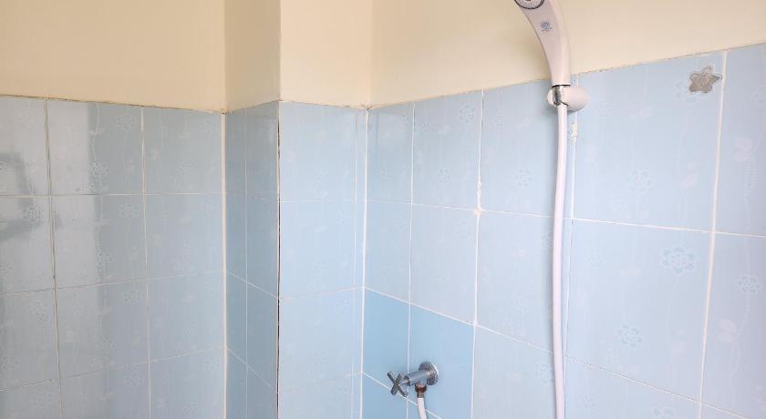 Image of Standard Twin Room 7
