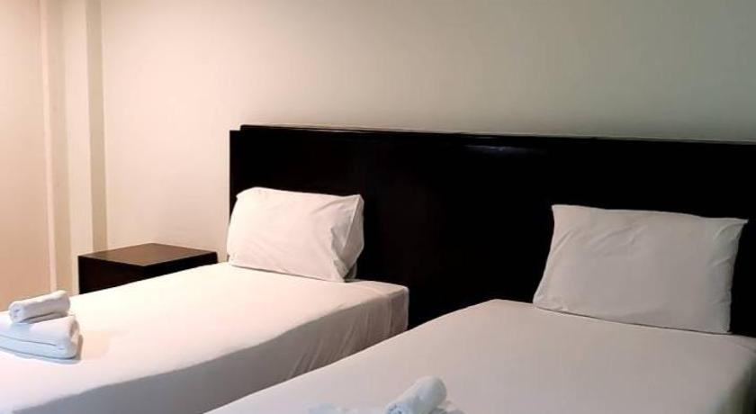 Image of Standard Twin Room 4