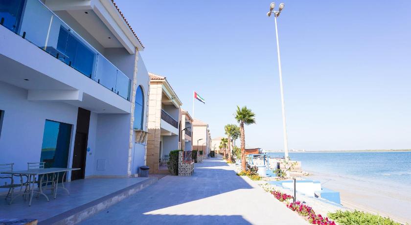Image of Superior Sea View Suite 11