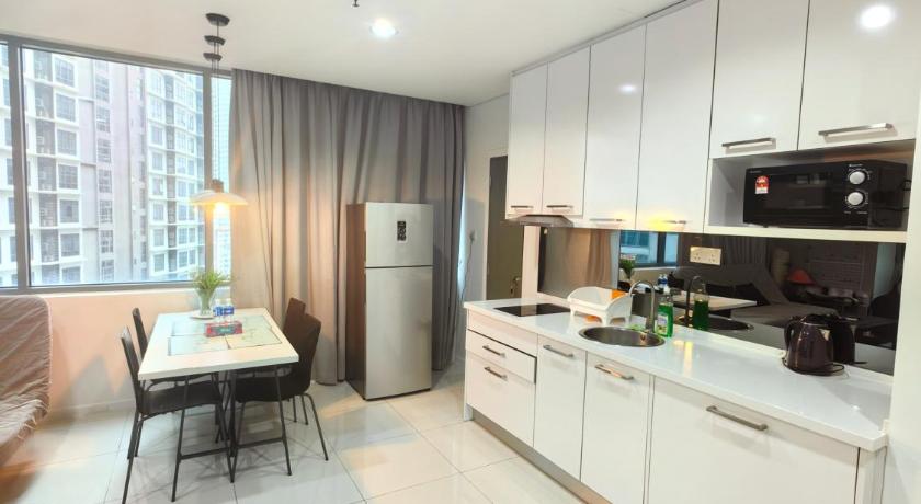 Summer Suites by Moon Orchid - image 14