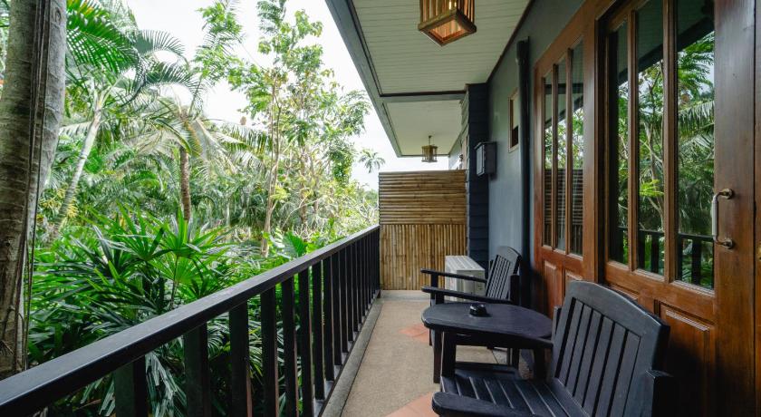 Image of Deluxe Double Room with Balcony 11