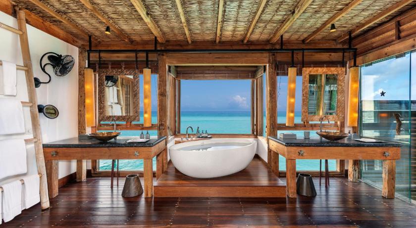 Image of Sunset Crusoe Residence 2