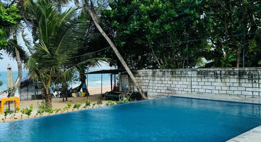 Frangipani Beach Villa - image 15