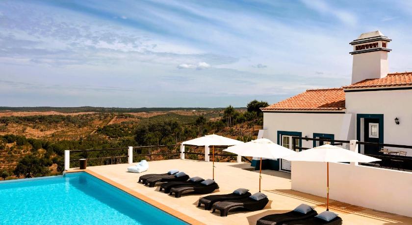 桑塔纳达塞拉 Monte do Alento - Castro da Cola 5星级 民宿 餐厅