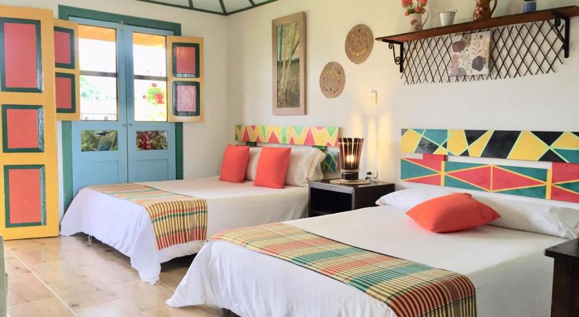 Image of Deluxe Family Room 1