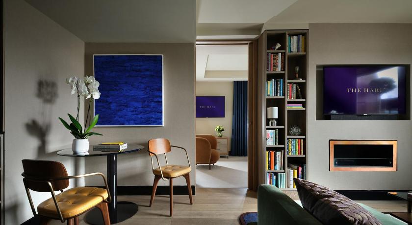 Image of Library Suite 4