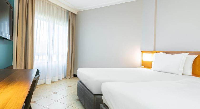 Image of Standard Twin Bed 8