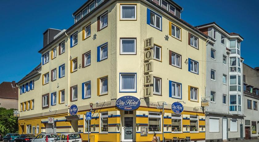 City Hotel photo