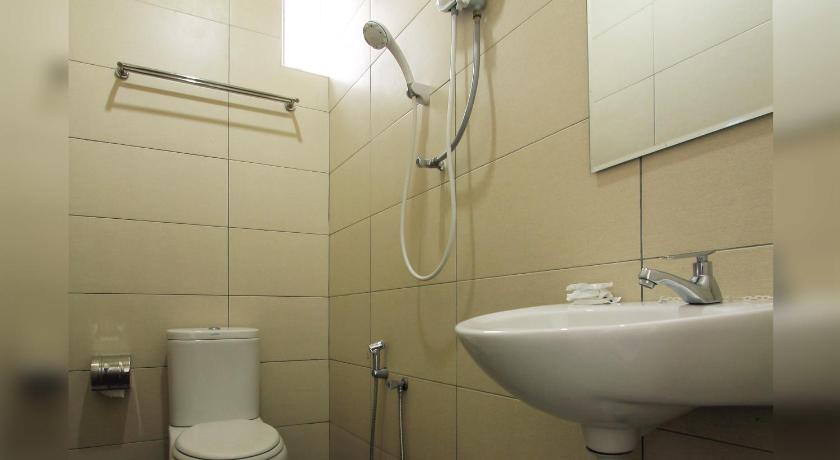 バトゥ・パハッ Max Inn Hotel ホテル レストラン