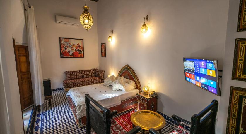 Riad Jamal - image 27