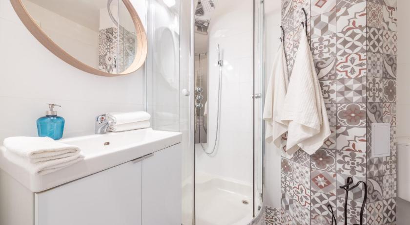 Image of Studio Apartment 2