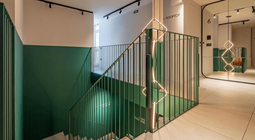 아시시 Elide Design Hotel 3성급 호텔 수영장