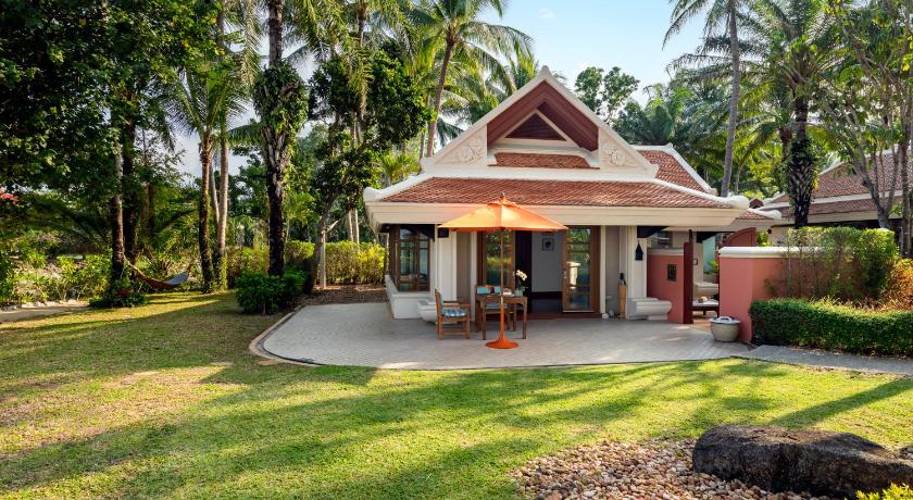 Image of Exclusive Beachfront Garden Villa with Plunge Pool 1