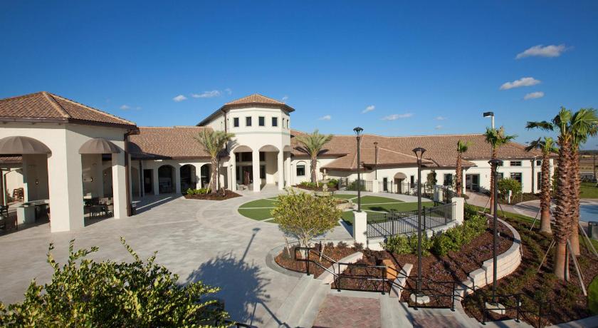 Champions Gate 8BR Villa-Pool Game Room Theater - main image