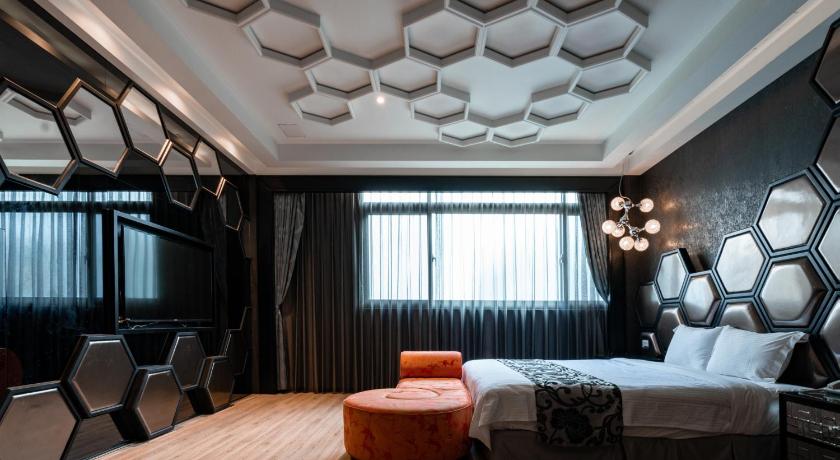 Image of Superior Double Room (Check-in after 18:00) 4