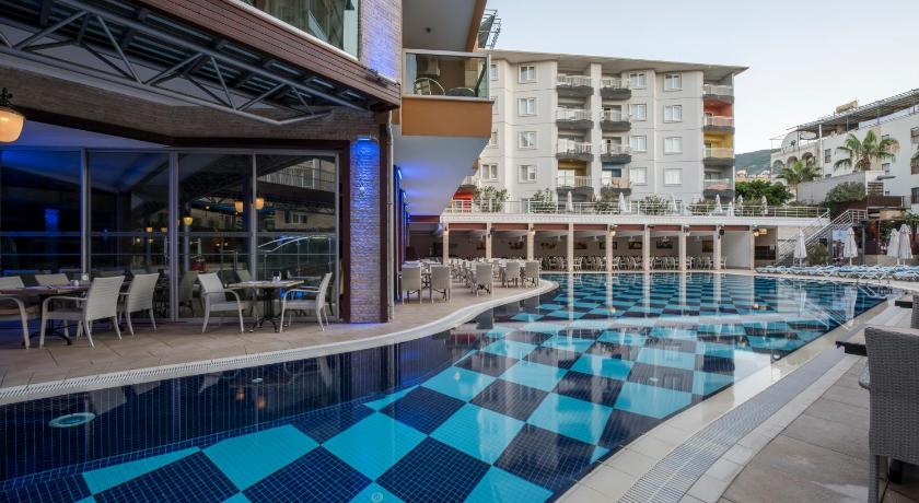 Tac Premier Hotel & Spa - image 2