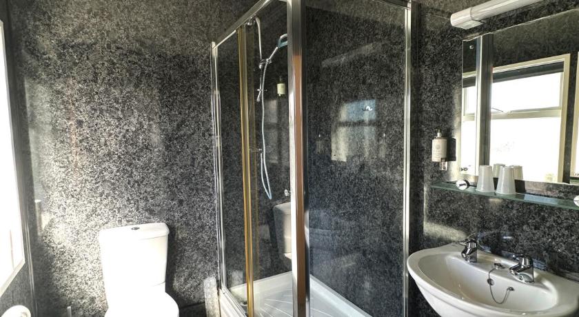Image of Family Suite 2