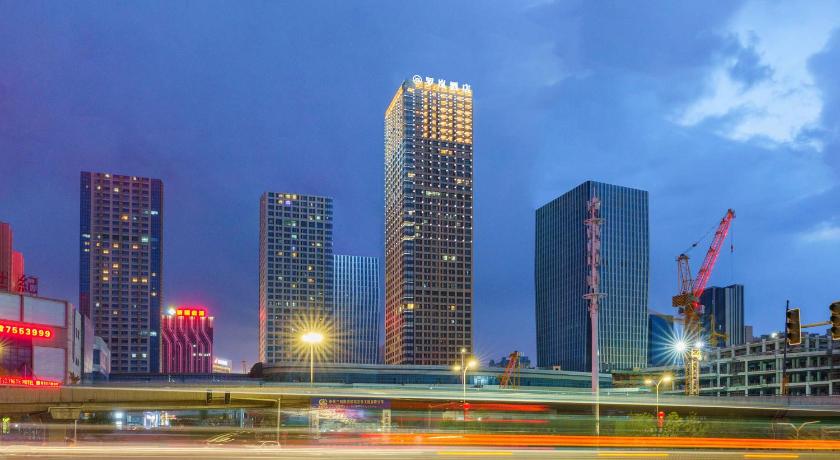 Urumqi Luolan Hotel