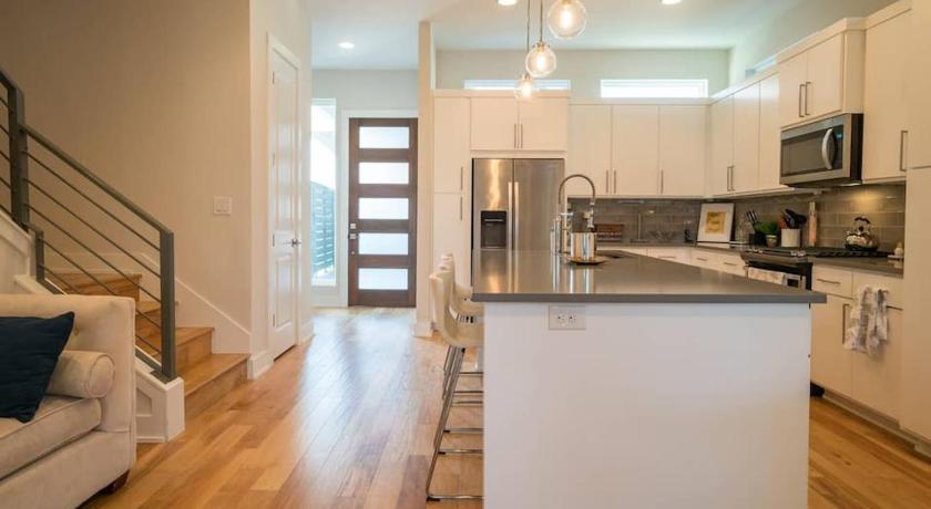 奧斯汀 Beautiful New Home Downtown SXSW ACL F1 HQ 4星级 住宿 泳池