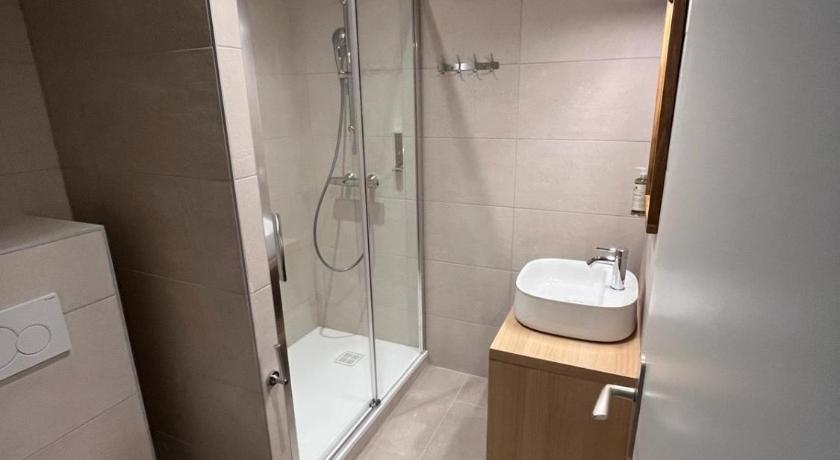 Image of Superior 1 Or 2 Person 2