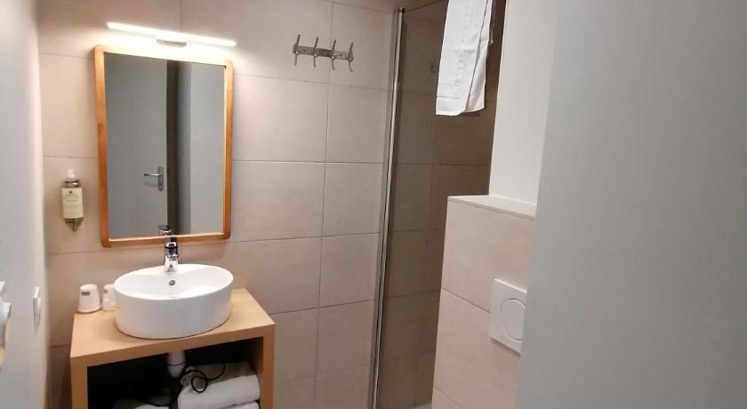 Image of Superior 1 Or 2 Person 10