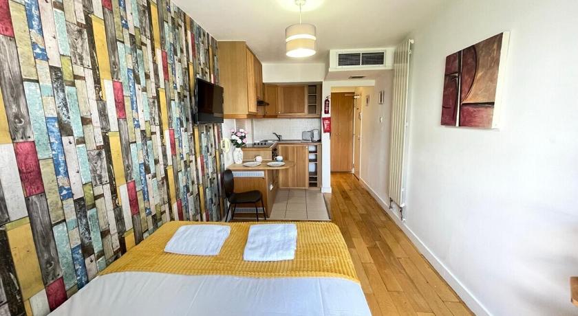 Image of One-Bedroom Apartment 10