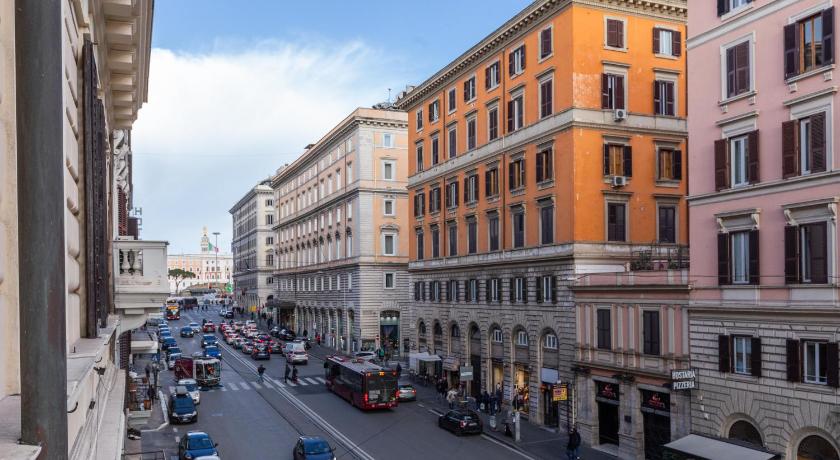 ローマ Cavour LR Collection 4つ星 ホテル 施設