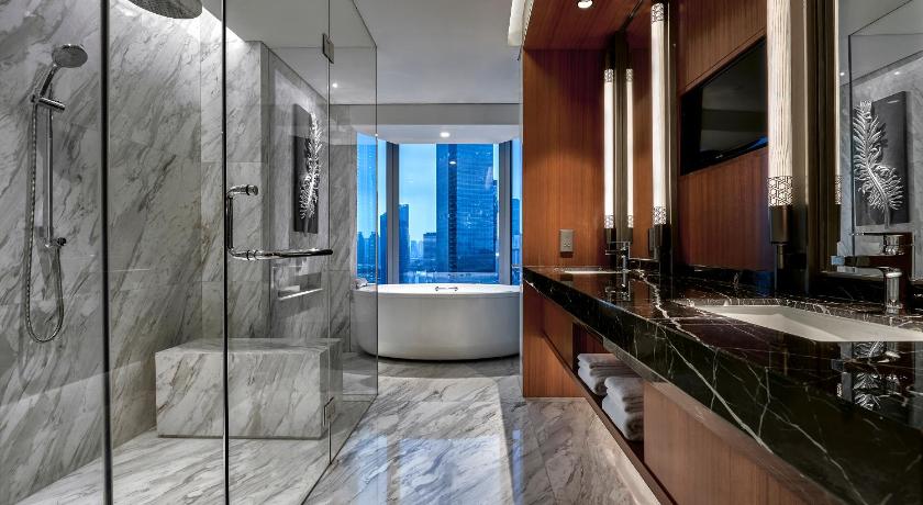 Image of Capital Suite with Bundaran View 2