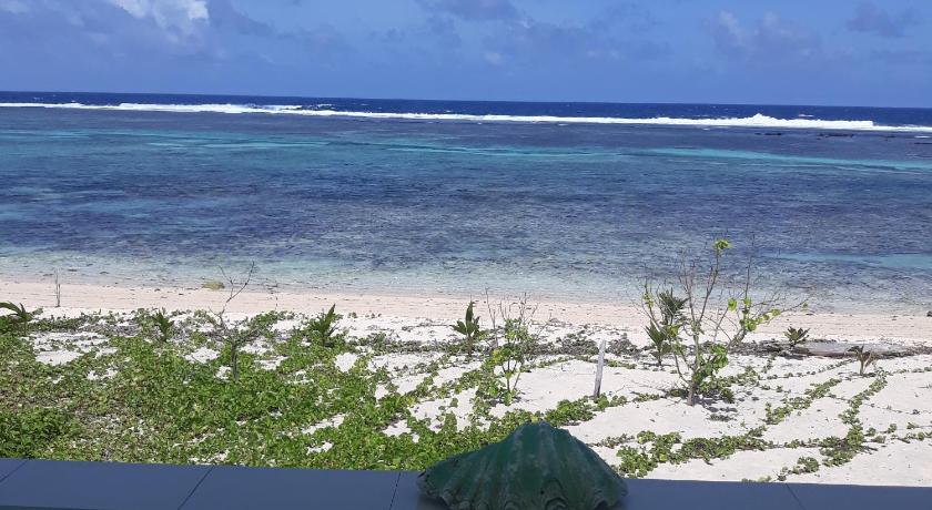 Image of Deluxe Double Room with Side Sea View 11