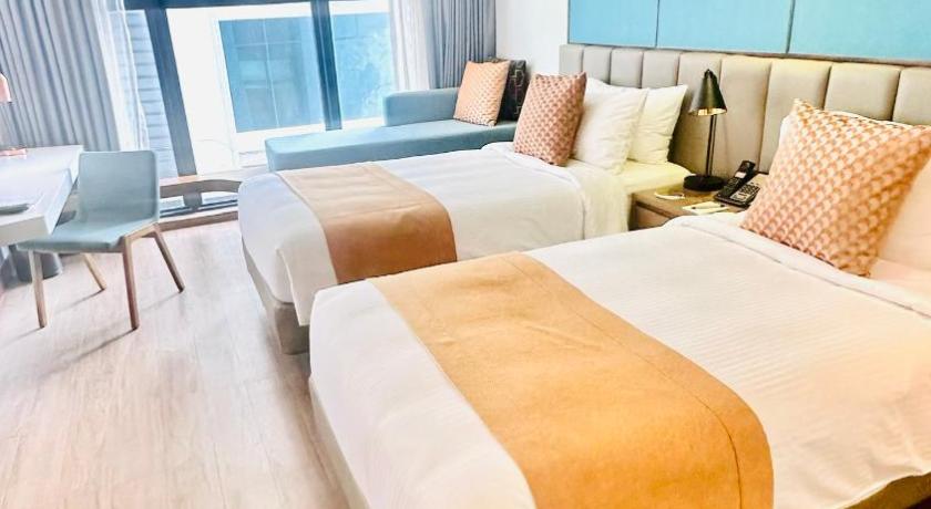 Image of Superior Room 6