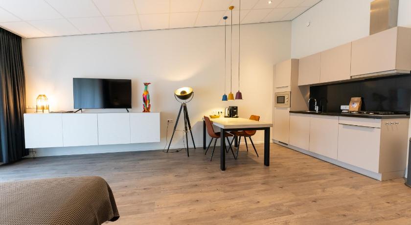 Image of Suite - First Floor 7