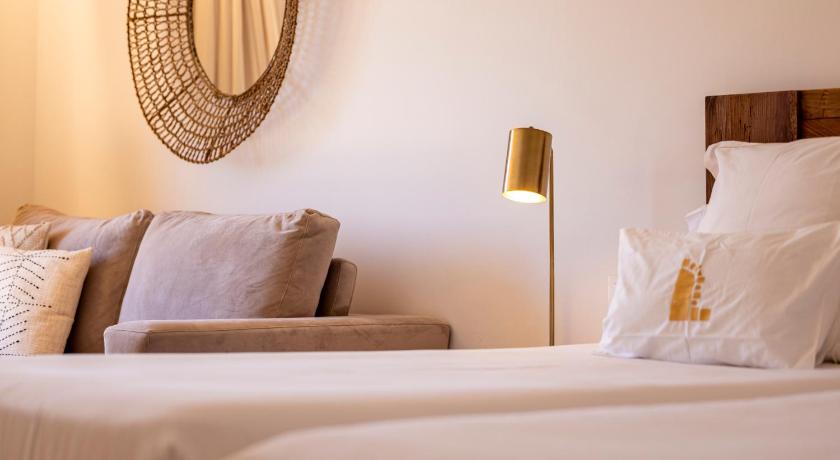 Image of Junior Suite Deluxe 16