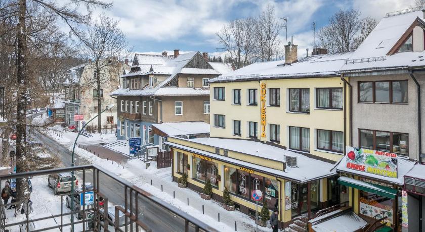 Zakopane Apartamenty - Witkiewicza 1, Zakopane 3-Star Guesthouse room