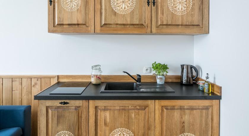 Zakopane Apartamenty - Witkiewicza 1, Zakopane 3-Star Guesthouse room