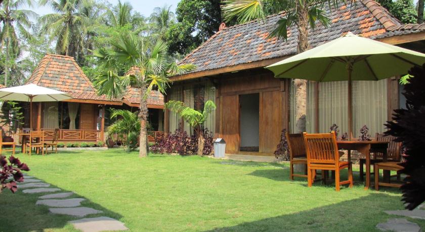 Cempaka Villa Prices Photos Reviews Address Indonesia