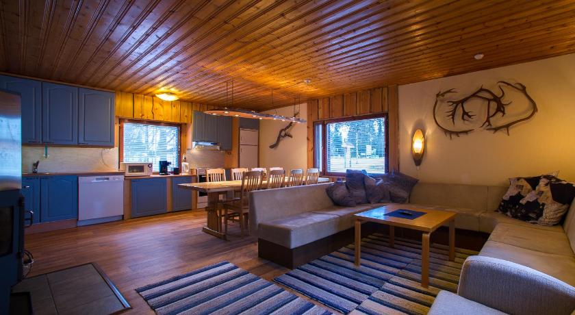 Image of Three-Bedroom House with Sauna 2