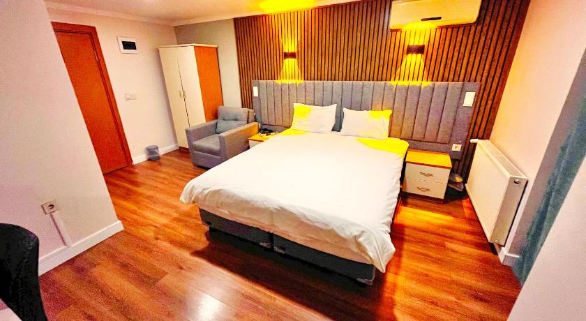 Naila Hotel - image 2