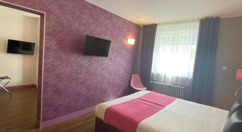 Image of Family Room 6