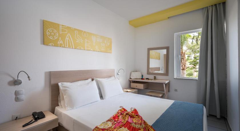 Image of One Bedroom Family Room 3