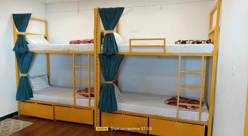 Image of 1 Person in 6-Bed Dormitory with Shared Bathroom - Mixed 5