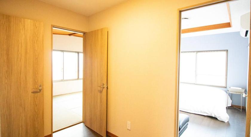 岸和田 Kanwa Heart House KIX 4星级 住宿 大堂