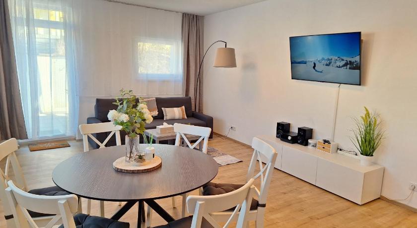 グリースキルヒェン Flataid Apartments Ludersdorf - voll ausgestattet mit Parkplatz 3つ星 ゲストハウス ロビー